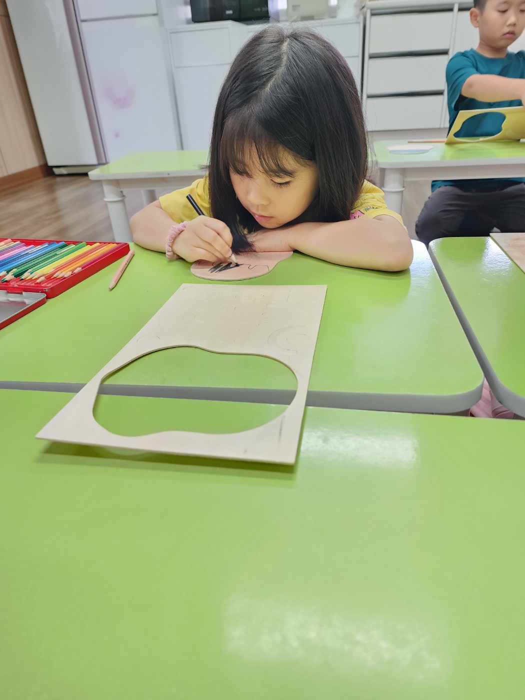 10월16일 돌봄교실 (나무얼굴만들기)활동모습