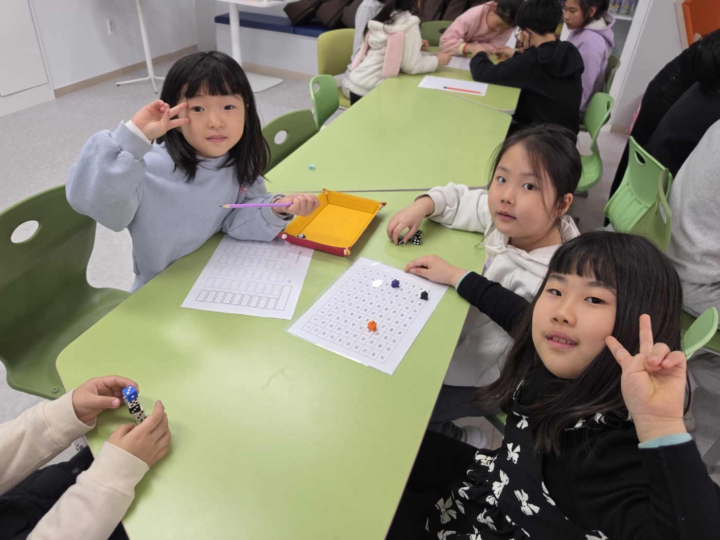 3월9일 튼늩체육 보드게임 활동모습